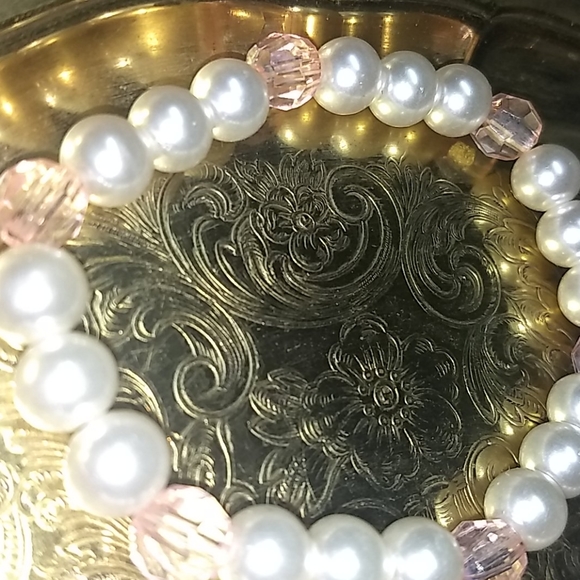 Jewelry - Picture 2 of 6